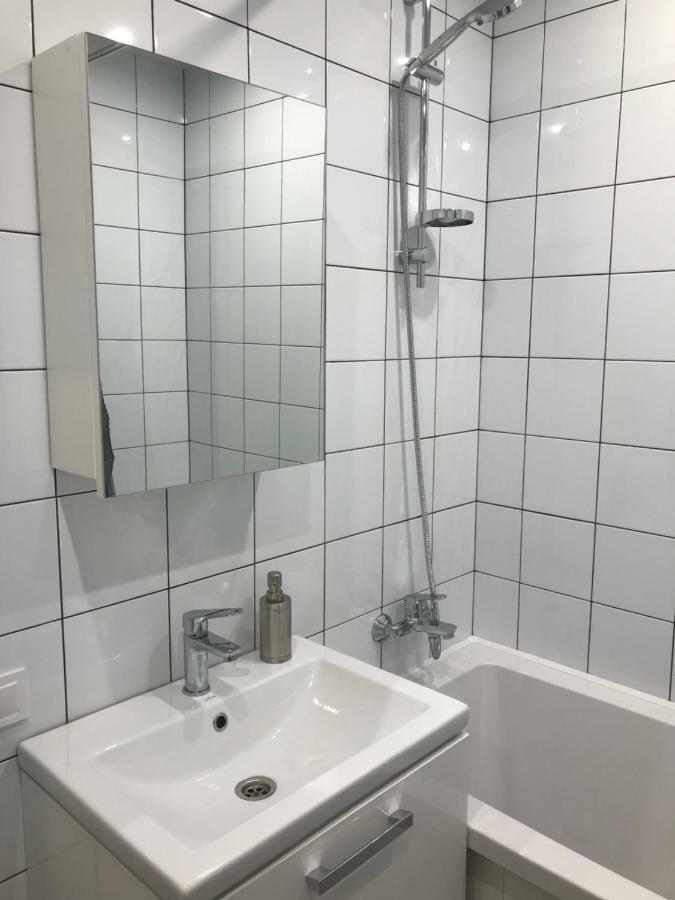 Tf Apartment Двокімнатні Апартаменти В Центрі Міста Poltava Exterior foto